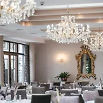 Hotel Post 4*