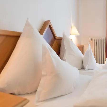 Hotel Post 4*